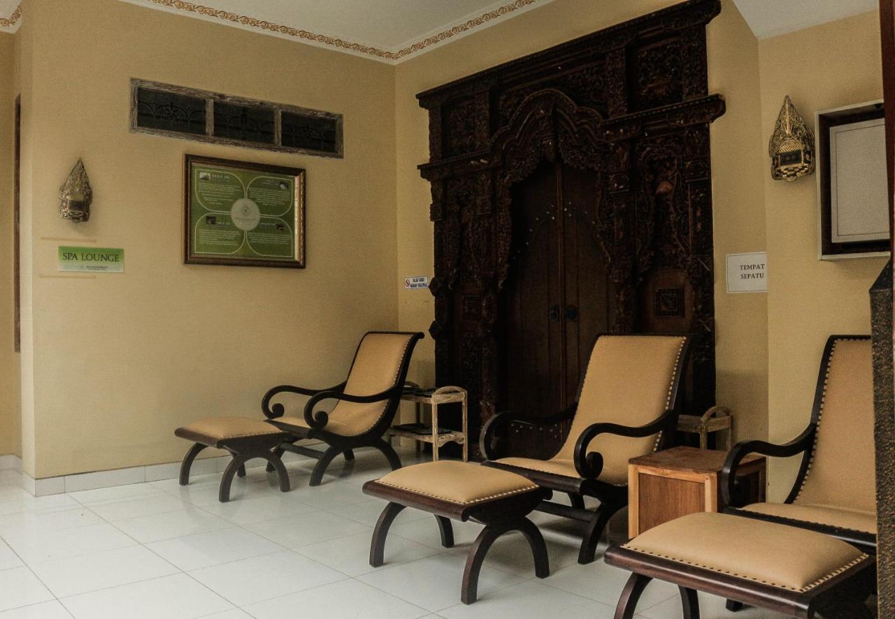 Ndalem Nuriyyat Villa, Spa & Skin Care Слеман Экстерьер фото